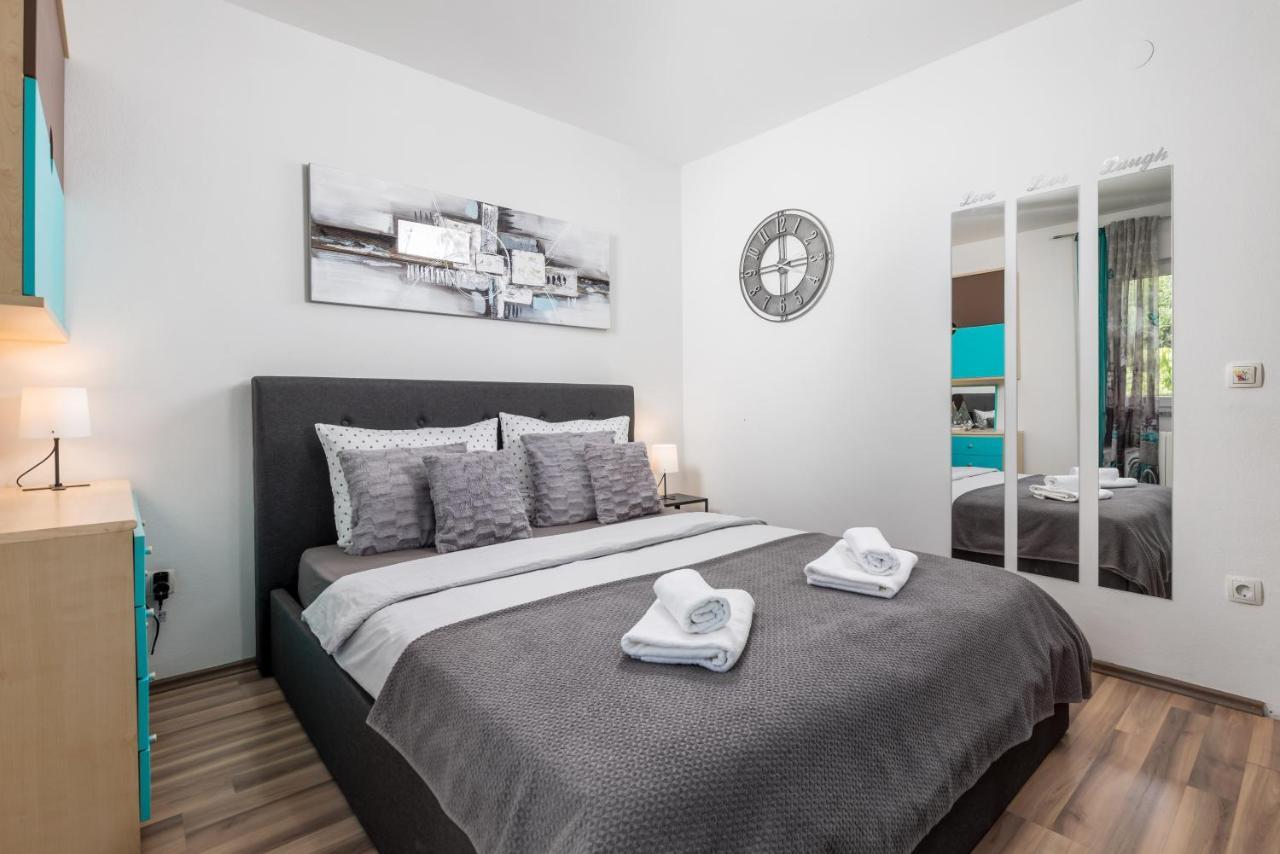 Skyriver Apartment *